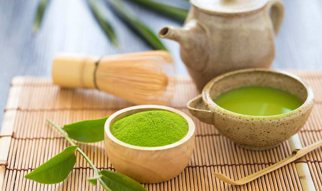 http://twinings.co.uk/cdn/shop/articles/Article-The-Many-Uses-of-Matcha.jpg?v=1654870464