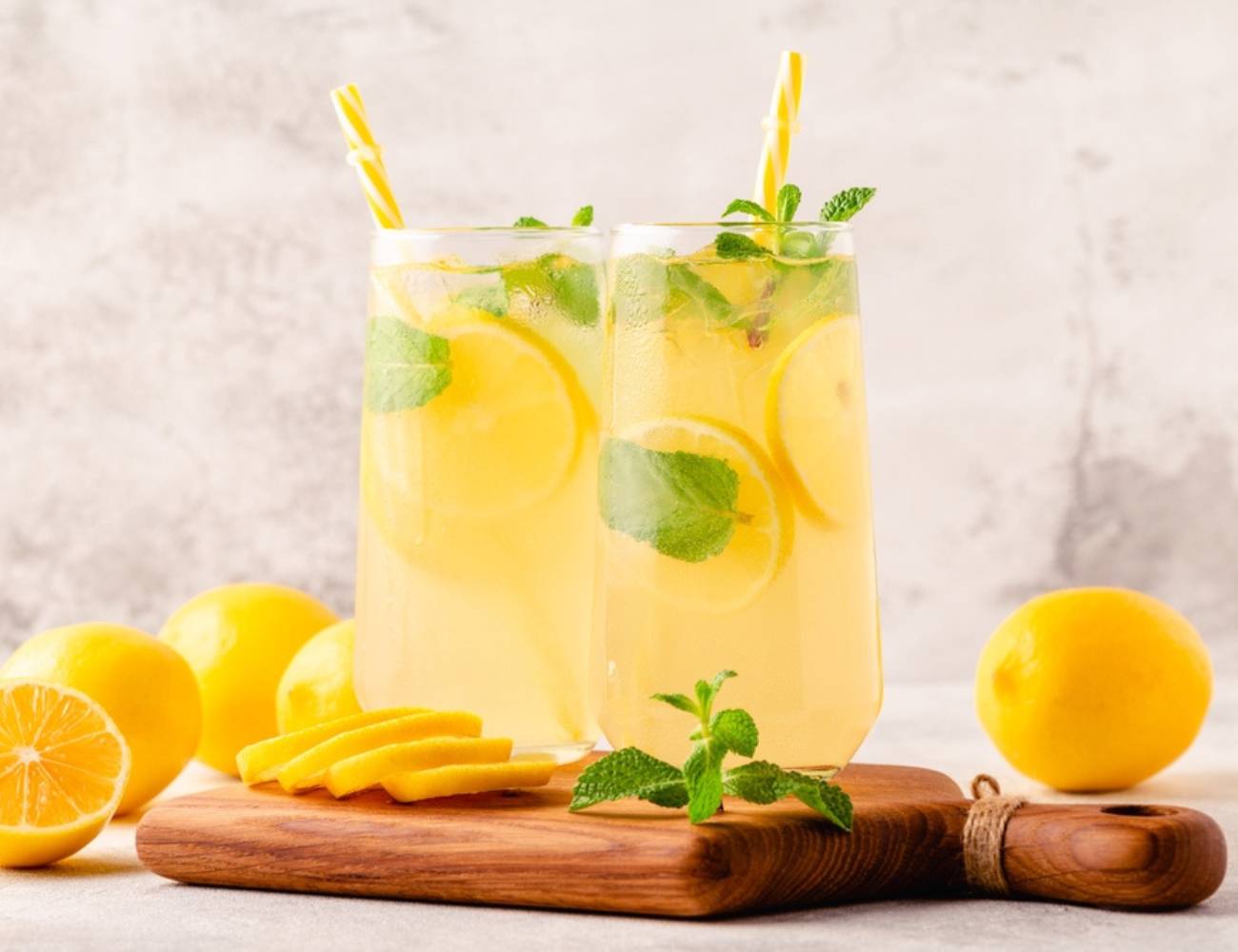 Lemon juice in tea best sale