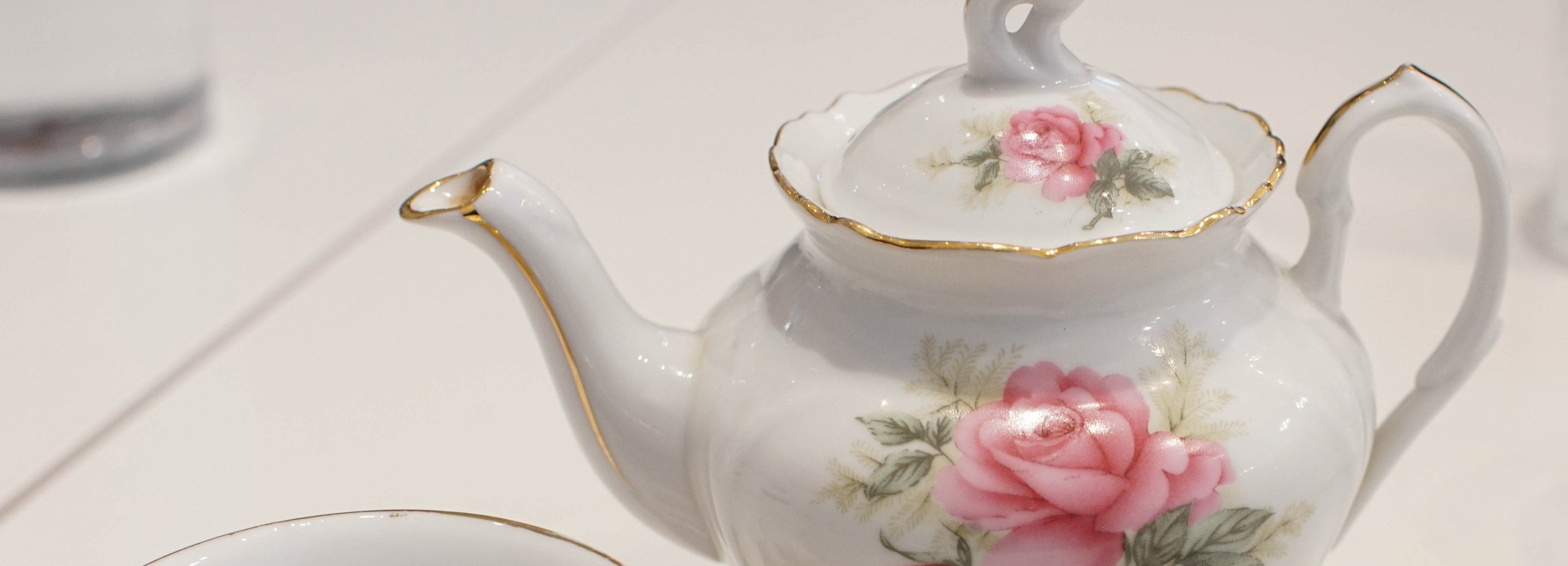 Ceramic Teapots﻿ Banner Desktop
