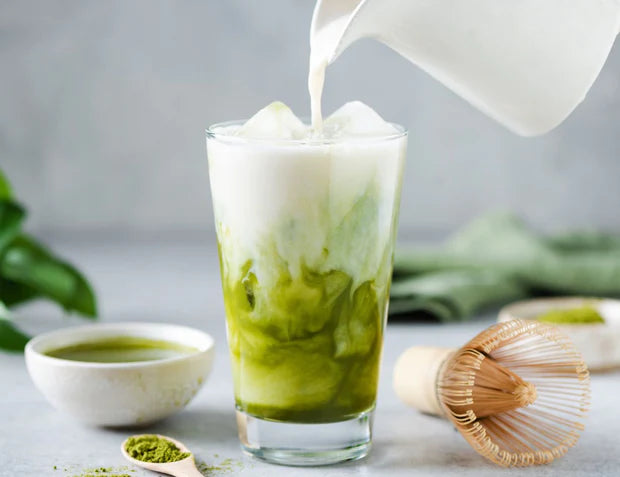 Super Matcha Iced Latte - Superblends Super Green Matcha Tea