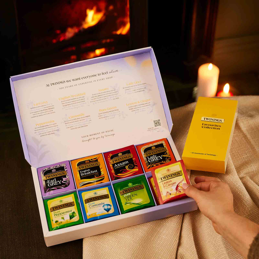 Congratulations Favourites Collection Gift Box - 40 Envelopes
