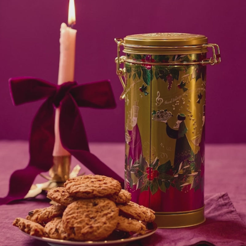 Cartwright Butler Christmas Pudding Biscuits in Musical Tin